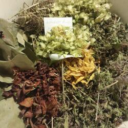 Nyugodt alváshoz gyógynövény szárítmányok